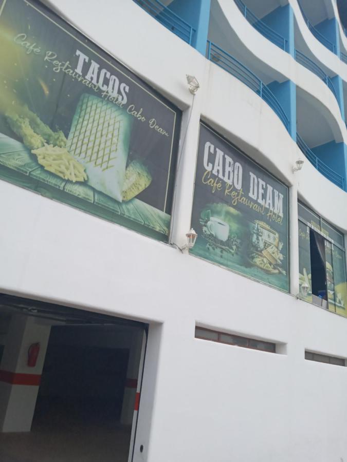 Studio hautte game avec piscine. Cabo Negro Esterno foto